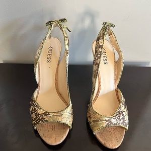 Guess green shoe wore once like new